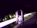 アダルト動画:野外で3P撮影